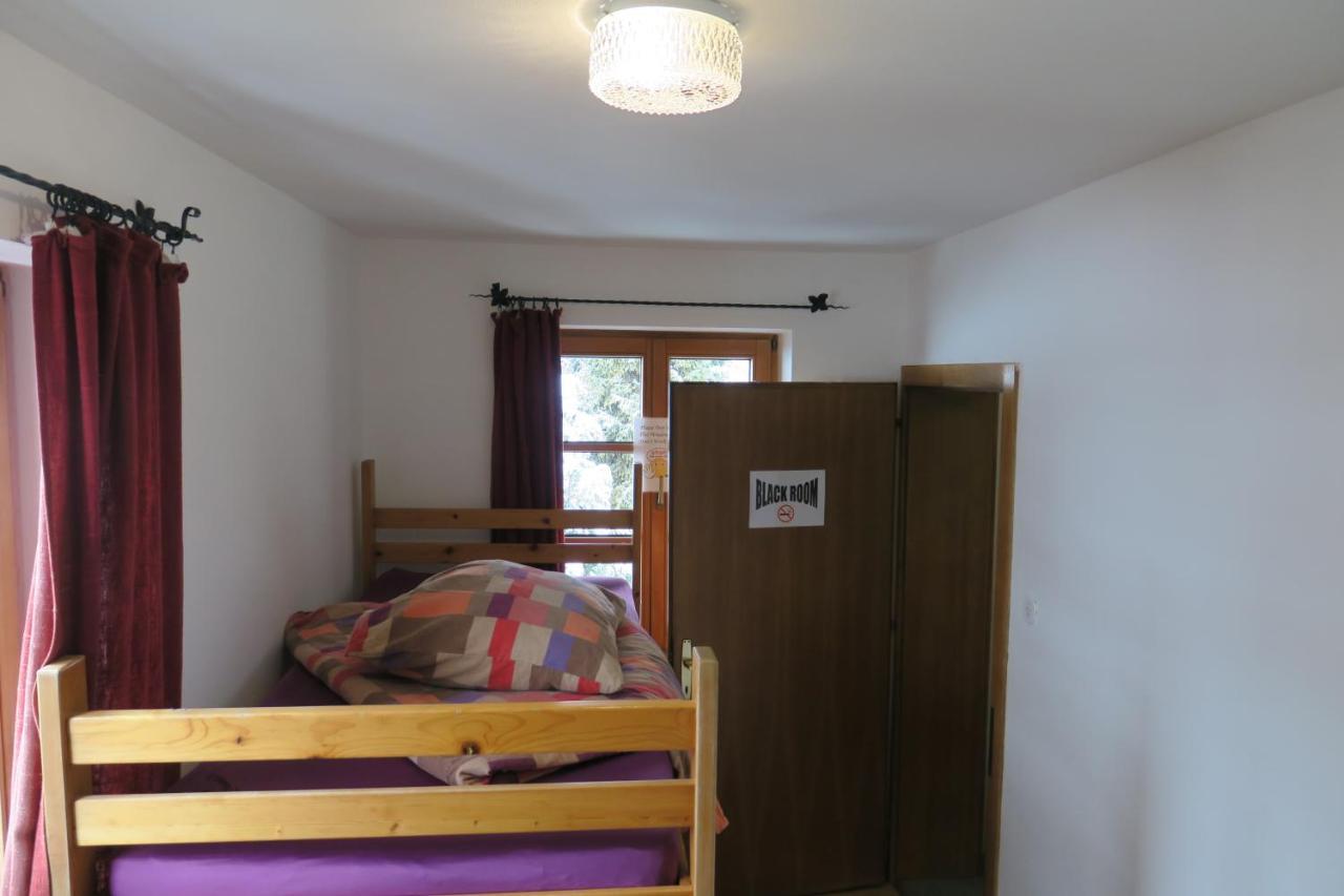 Snowbunnys Backpackers Hostel Κίτσμπουελ Εξωτερικό φωτογραφία